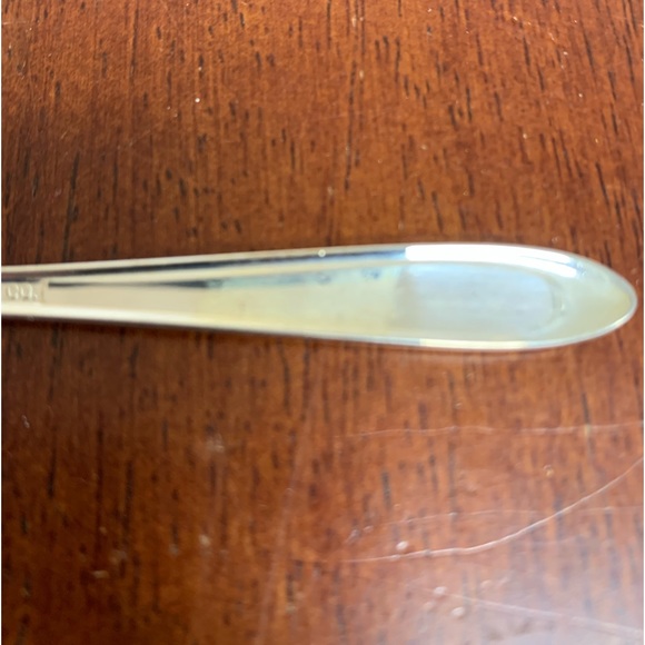 Meriden Silver Plate Co Slotted but spoon 5” - Picture 6 of 6